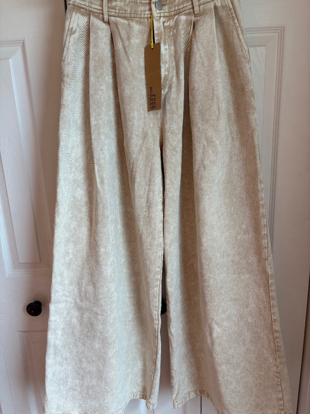 Taupe Acid wash wide leg pants/ size S / new w tag
